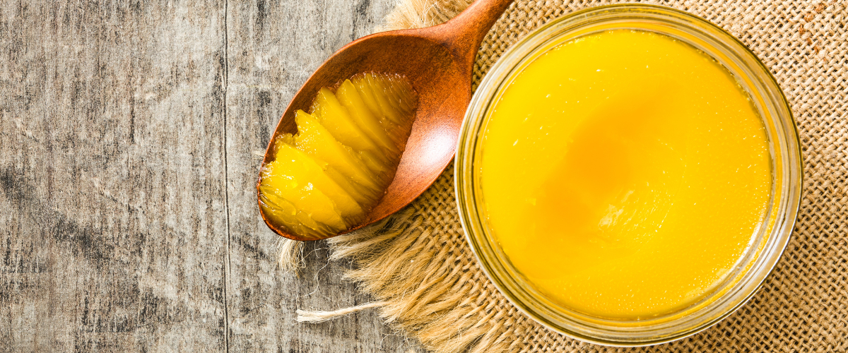 Ghee: cos’è, a cosa serve, come si usa e perché fa bene